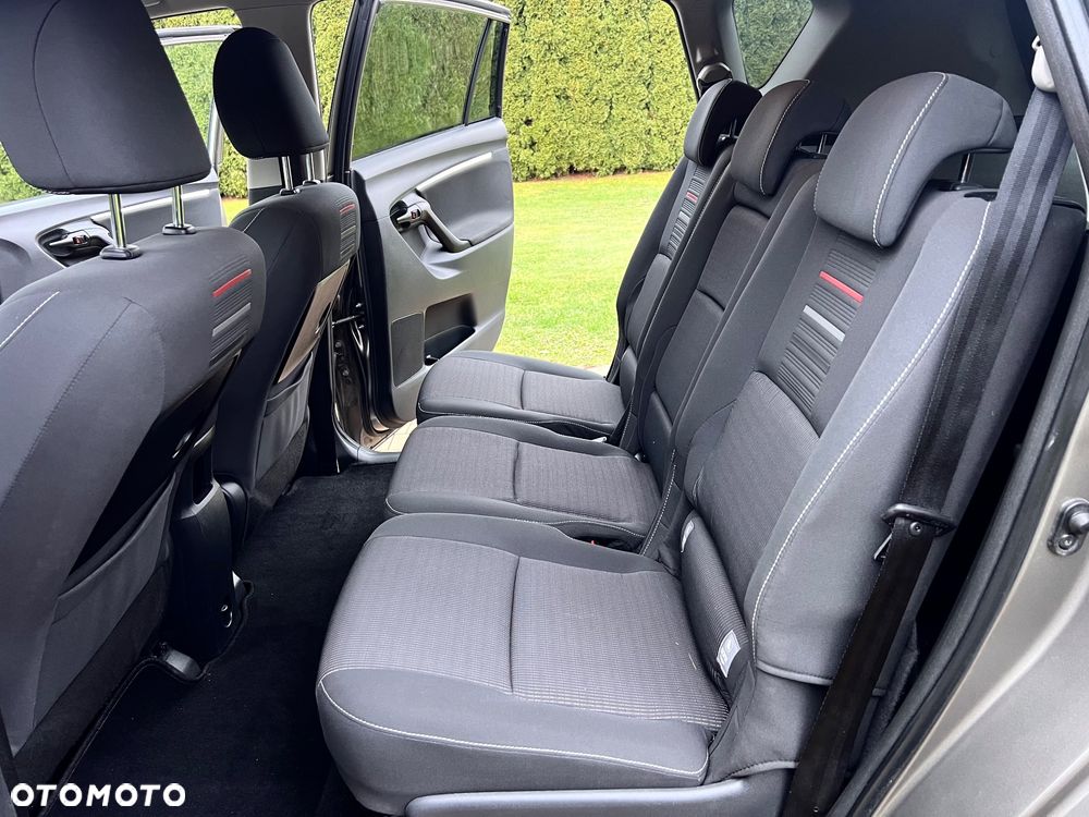 Toyota Verso 1.8 Premium EU5 MS - 33