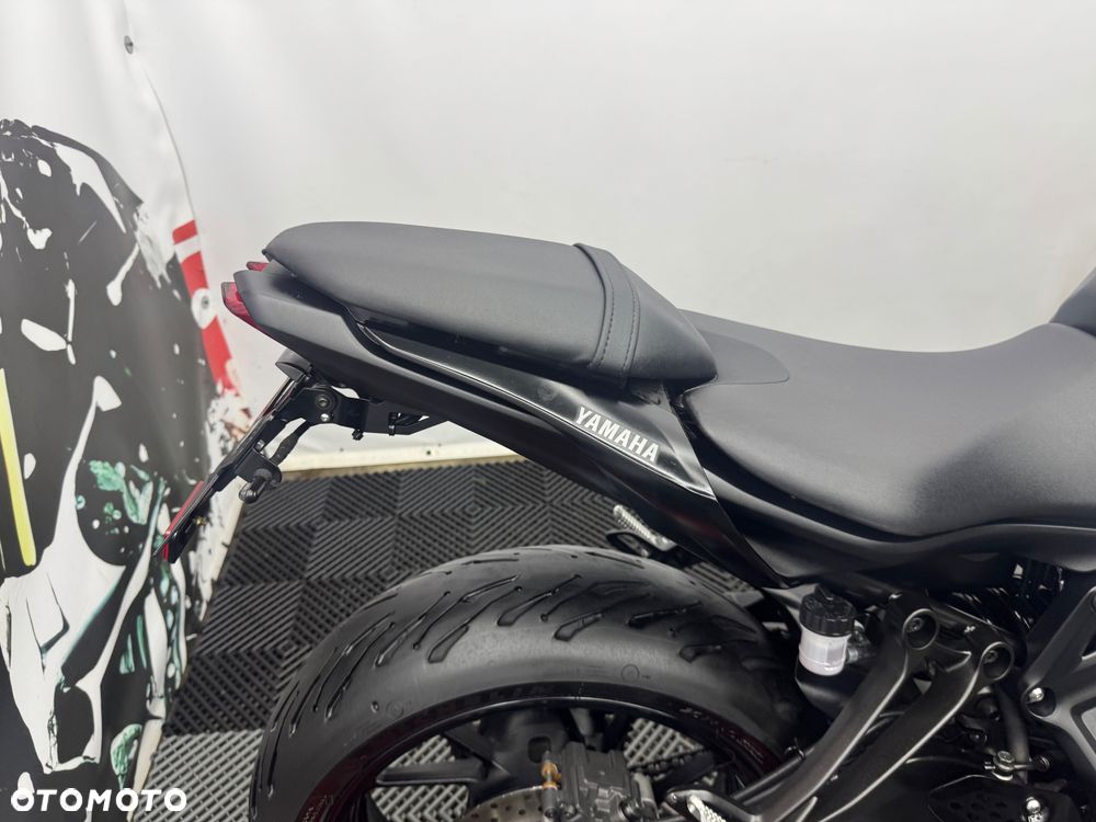 Yamaha MT - 28