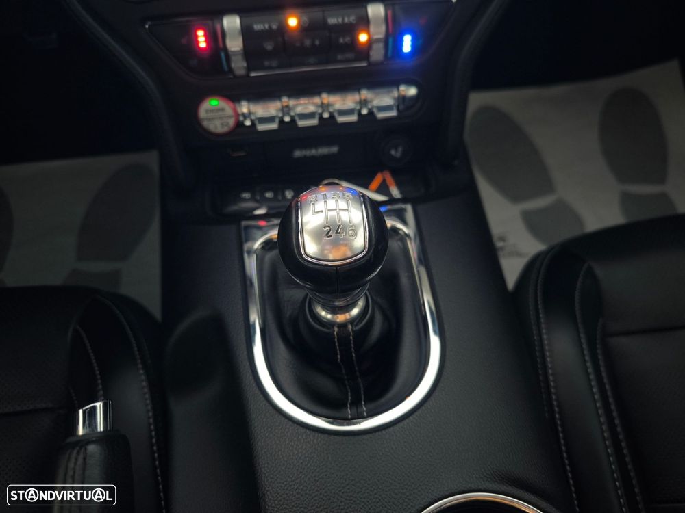 Ford Mustang 2.3i EcoBoost - 16
