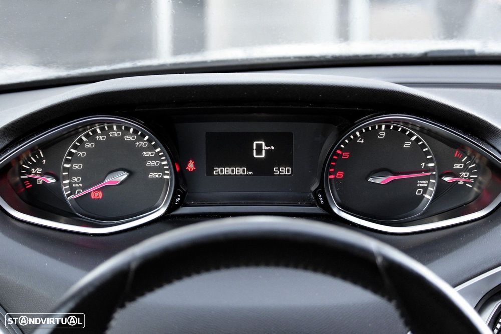 Peugeot 308 1.6 e-HDi Allure - 23