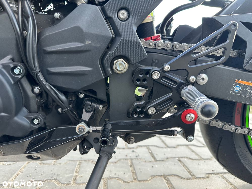 Kawasaki Ninja 400 - 19
