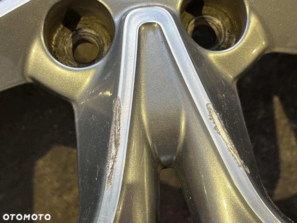 Felgi Hyundai 5x114,3 7,5J x 18 ET 55 52910-G4400 1szt. - 3