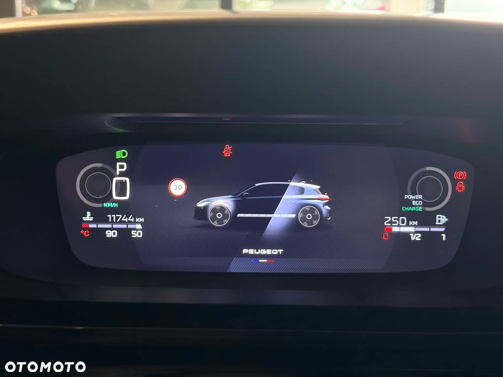 Peugeot 308 1.2 mHEV GT Exclusive S&S e-DCS6 - 33
