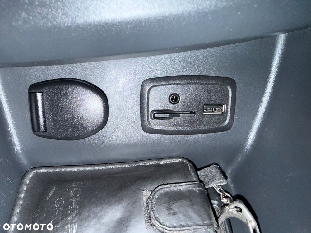 Renault Clio (Energy) TCe 90 Start & Stop LIMITED - 34