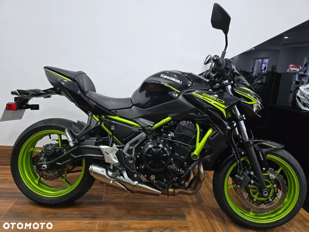 Kawasaki Z 650 - 12