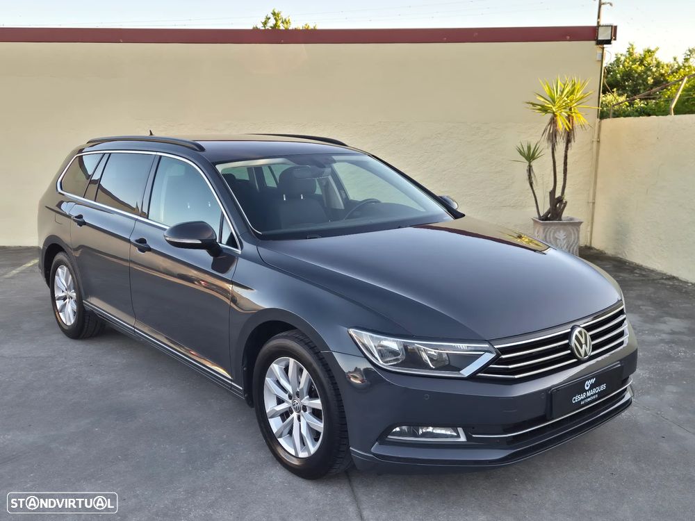 VW Passat Variant 2.0 TDI Confortline - 10