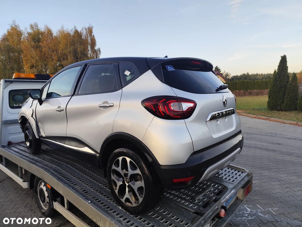 Renault Captur TCe 130 GPF BOSE EDITION - 7