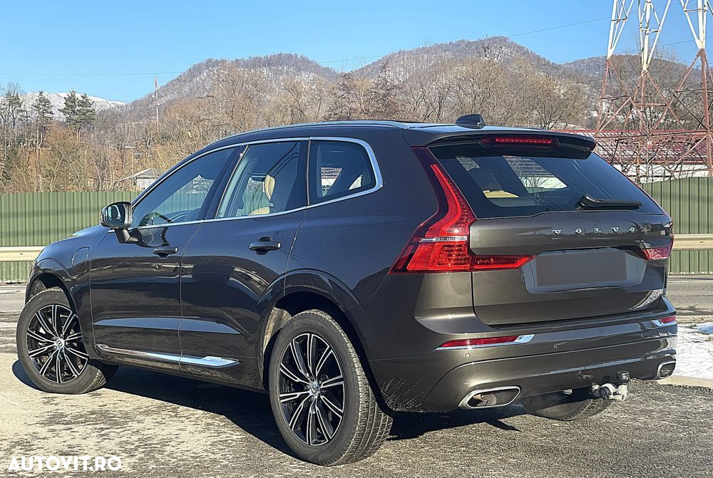 Volvo XC 60 T8 AWD Recharge Geartronic Inscription - 2