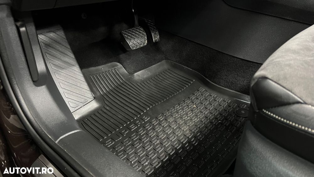 Skoda Superb 2.0 TDI 4X4 DSG Style - 16