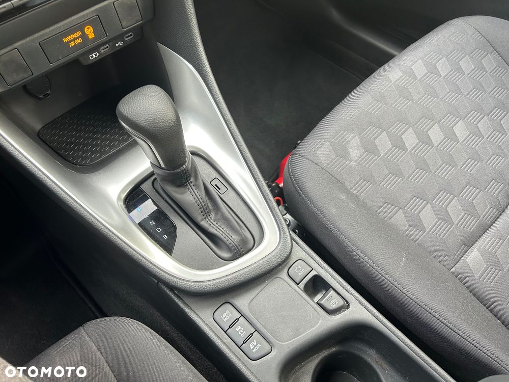 Toyota Yaris Hybrid 1.5 Comfort - 24