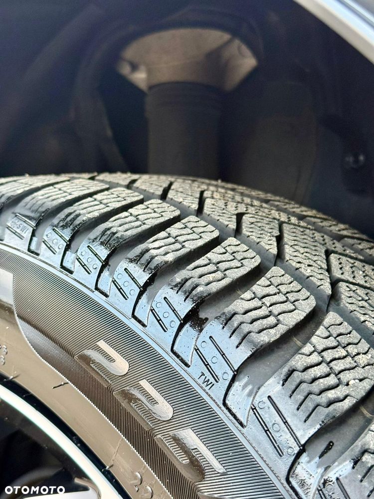 Lexus UX 200 GPF Business 2WD - 22