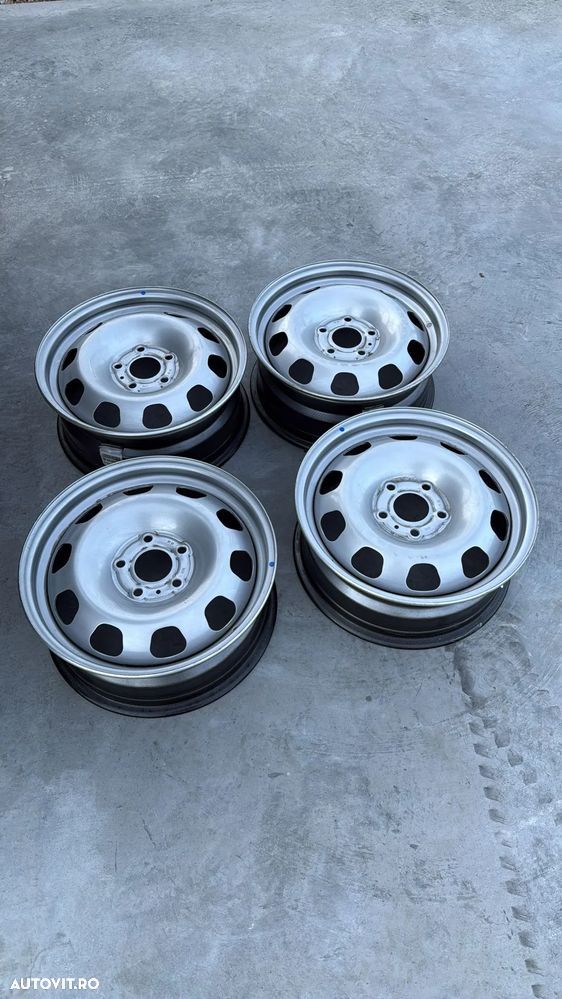 Set jante tablă dacia duster pe 16