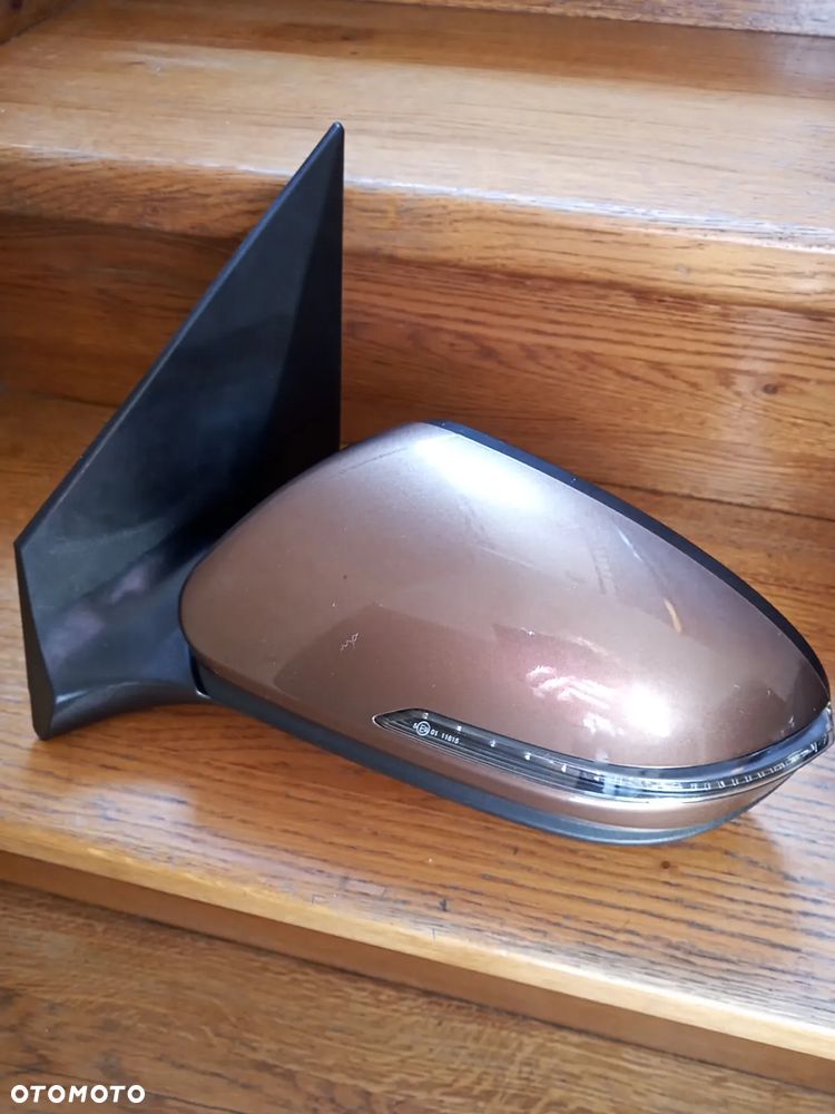 Lusterko. HYUNDAI I 20 lewe  prawe 6 pin pin - 6