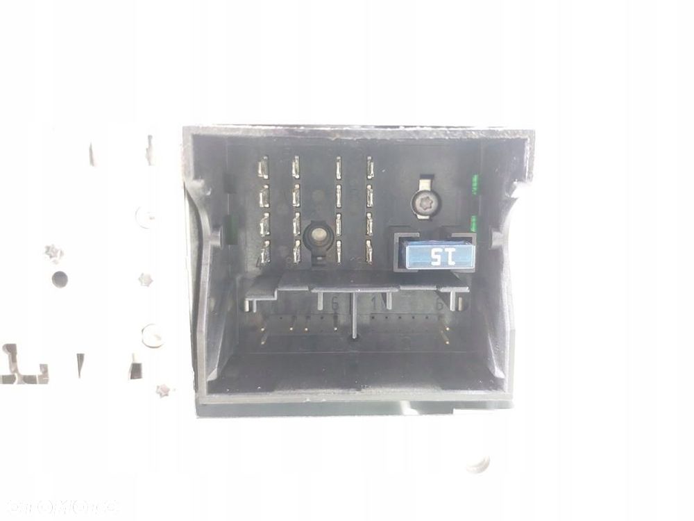 Radio+ wyświetlacz kpl CD 30 MP3 FABRYCZNEOpel Vectra C SIGNUM  2002-2008R - 3