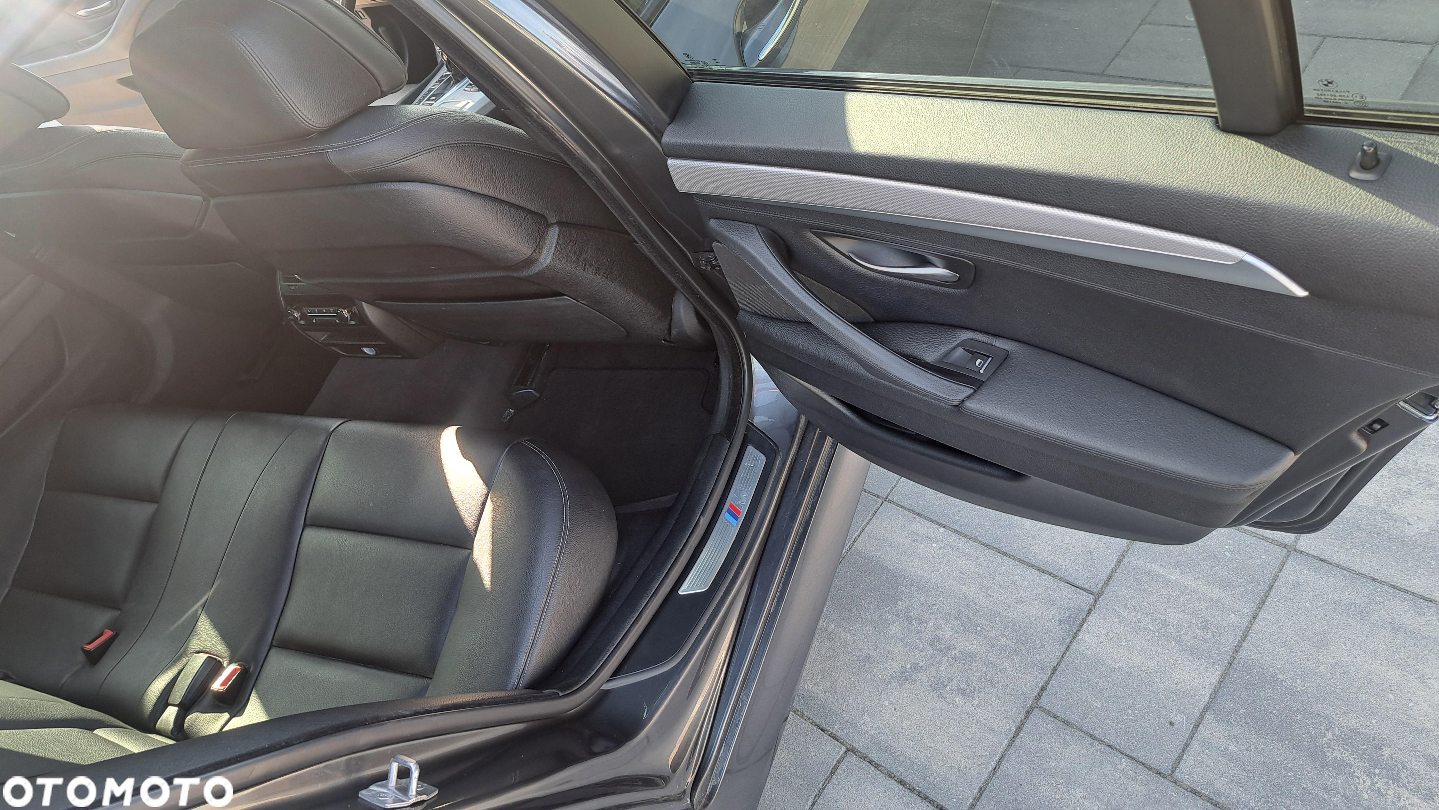 BMW Seria 5 M550d xDrive - 19