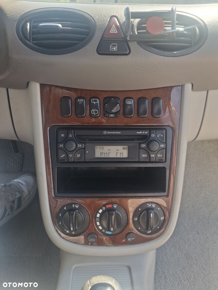 Mercedes-Benz Klasa A 160 Elegance - 10