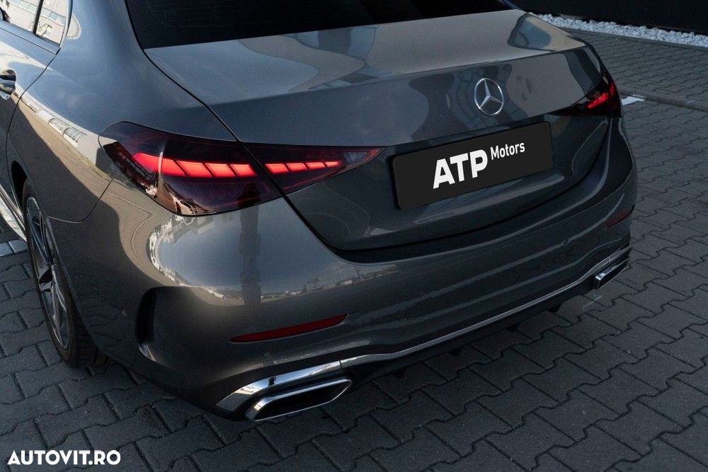 Mercedes-Benz C - 28
