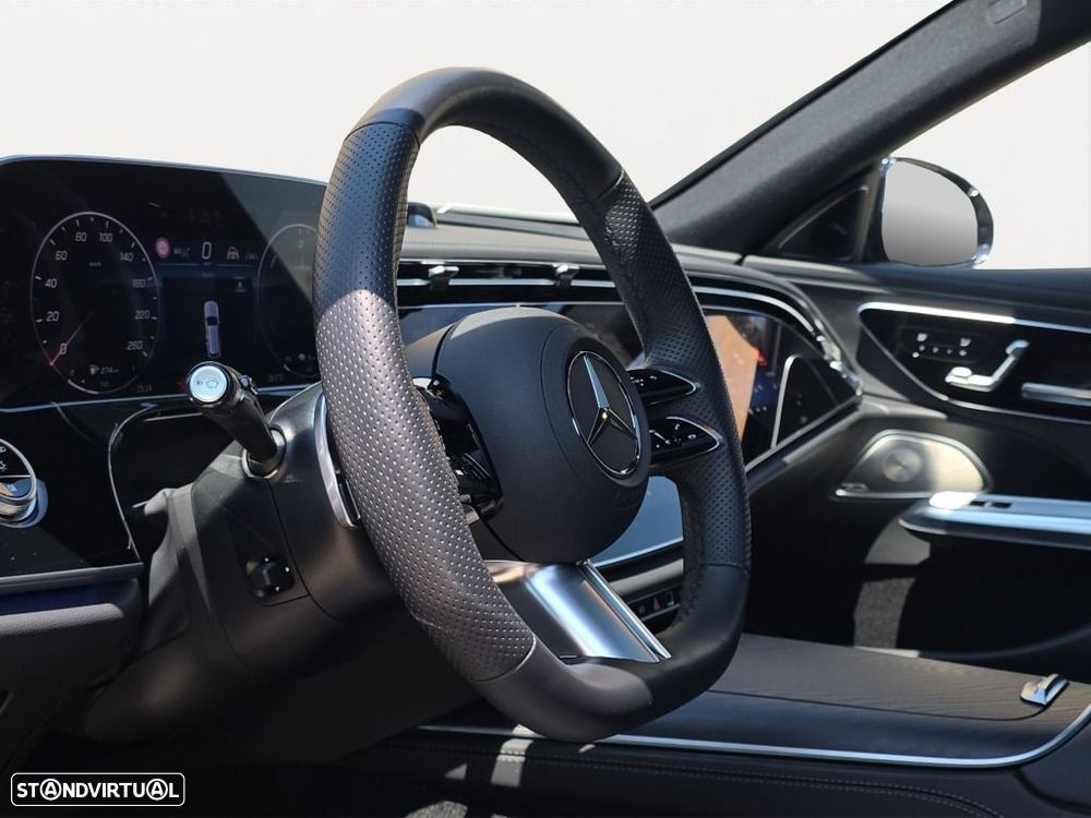Mercedes-Benz E 300 — fotografia 10