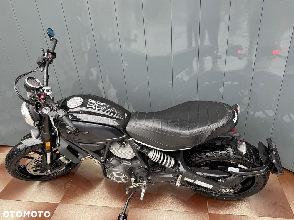 Ducati Scrambler - 9