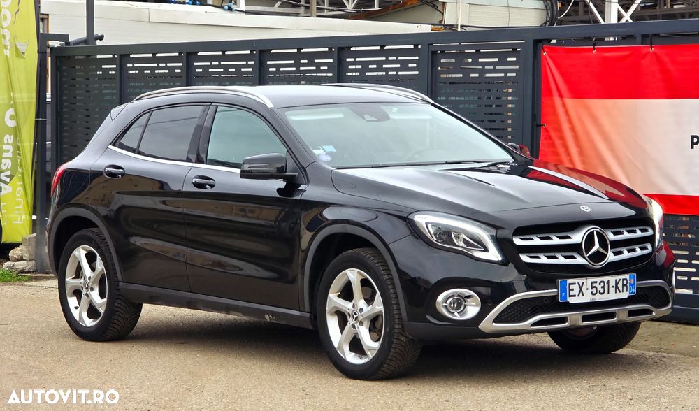 Mercedes-Benz GLA 200 7G-DCT AMG Line - 7