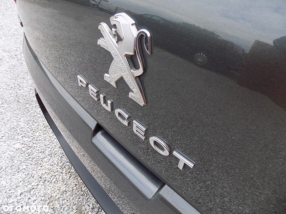 Peugeot 3008 HDi FAP 110 Allure - 28
