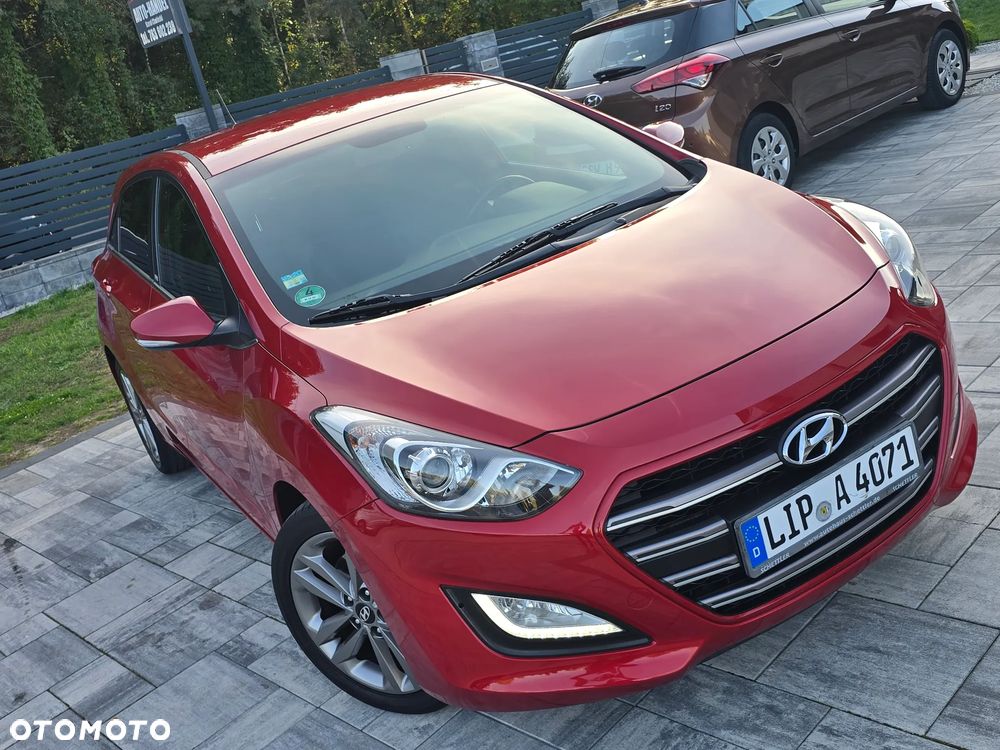 Hyundai i30 blue 1.6 GDI Passion - 12