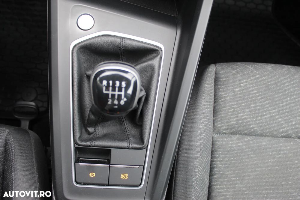 Volkswagen Golf 1.0 TSI OPF Life - 15