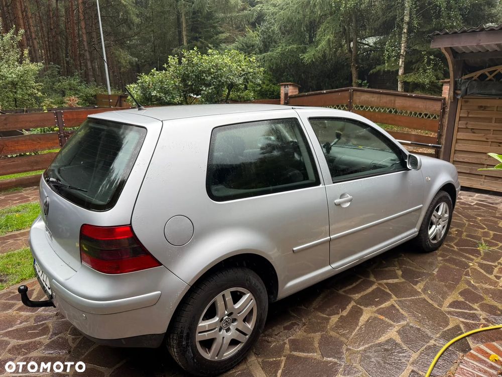 Volkswagen Golf 2.0 Comfortline - 5