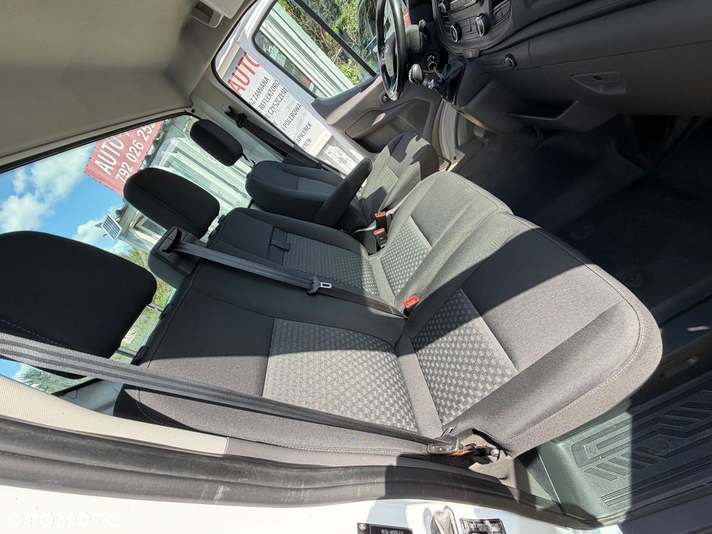 Ford Transit - 17