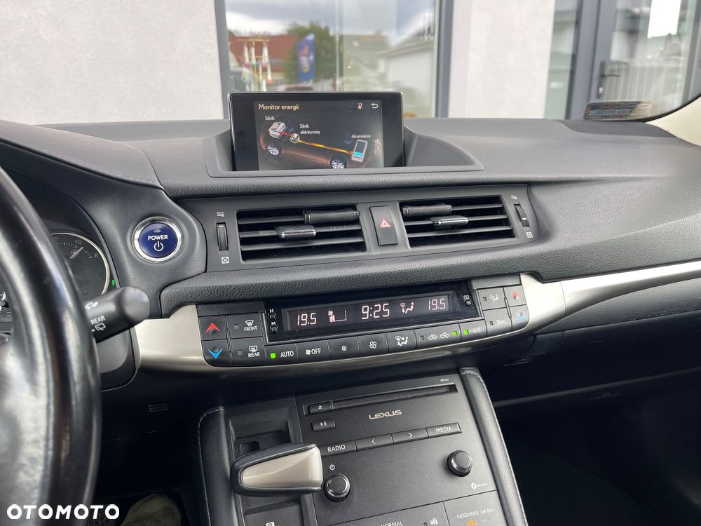 Lexus CT 200h Elegance - 18