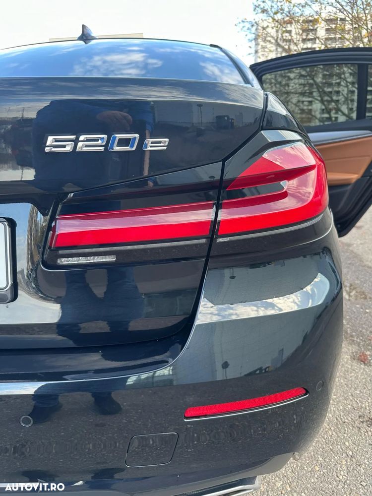 BMW Seria 5 520e Aut. - 4