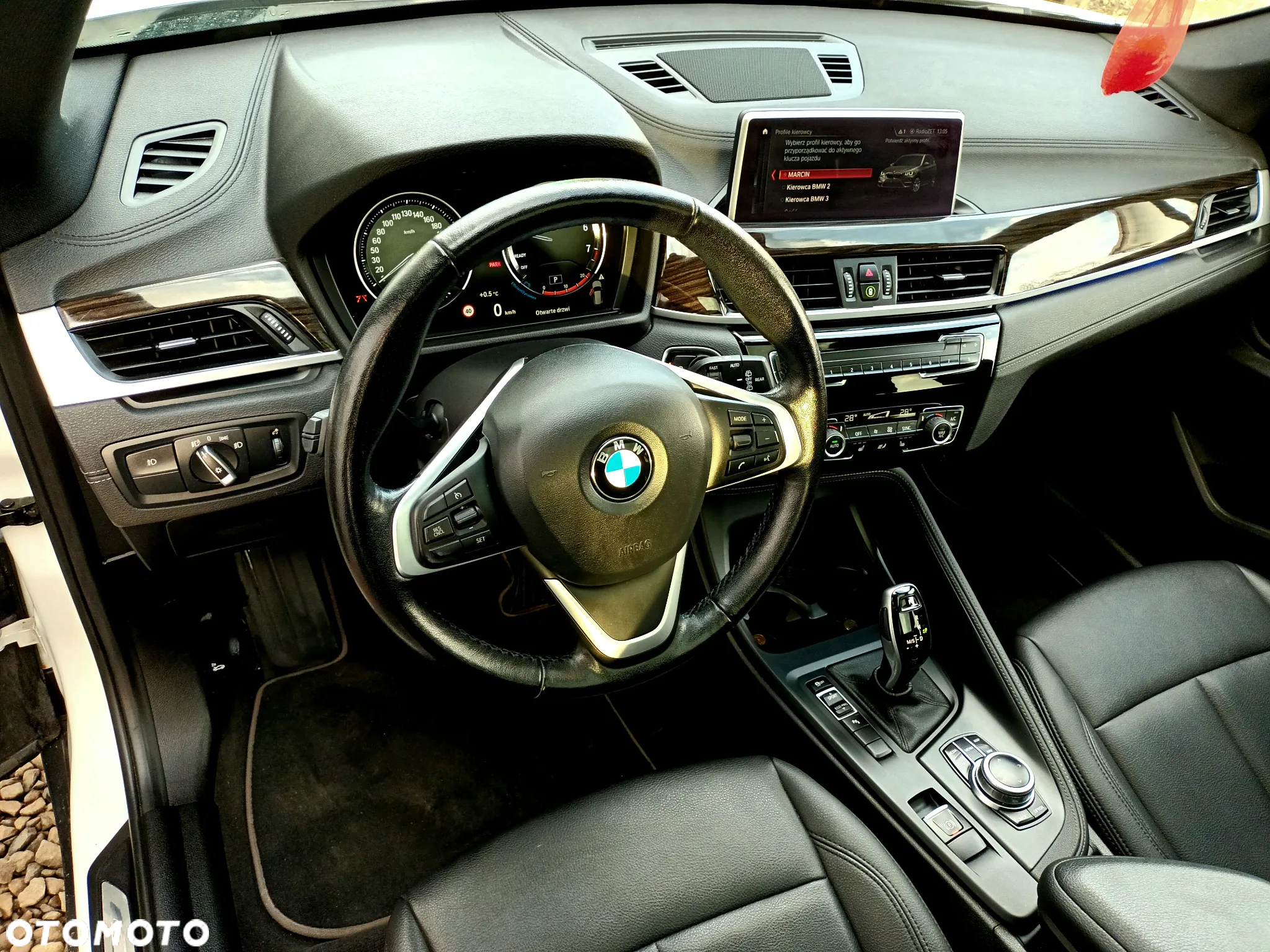 BMW X1 - 13