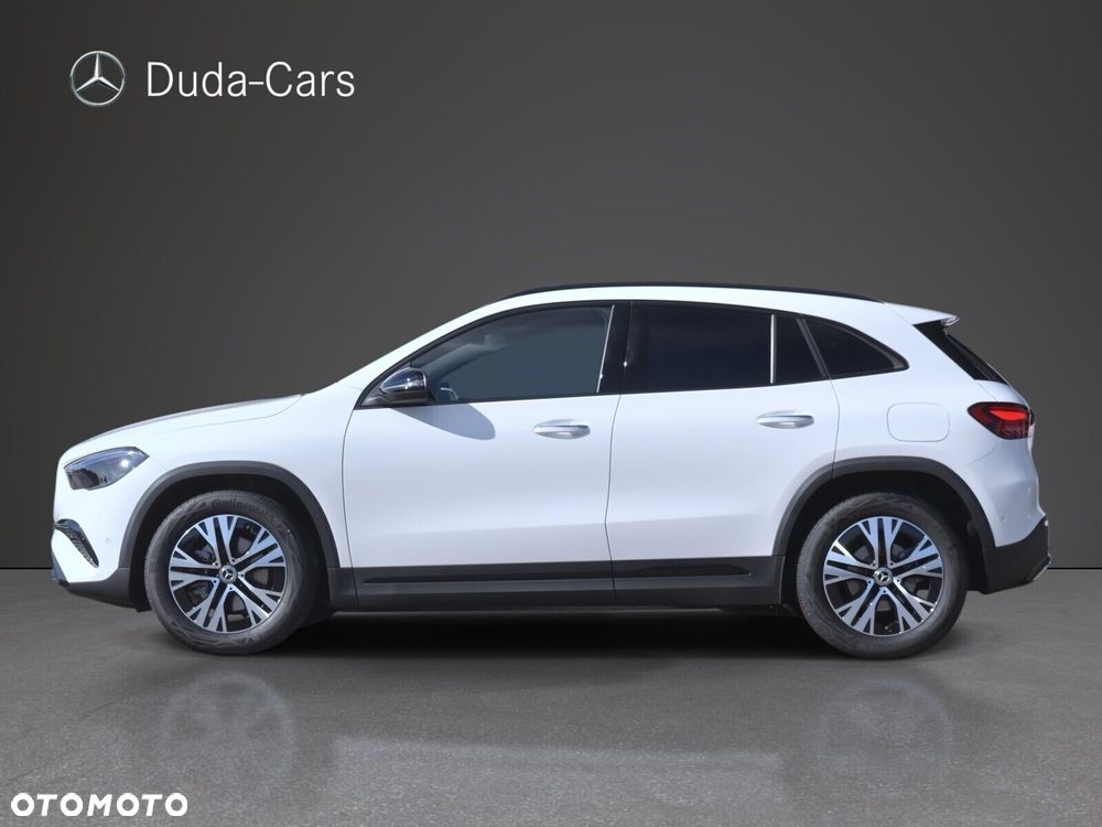 Mercedes-Benz GLA 200 Progressive - 3