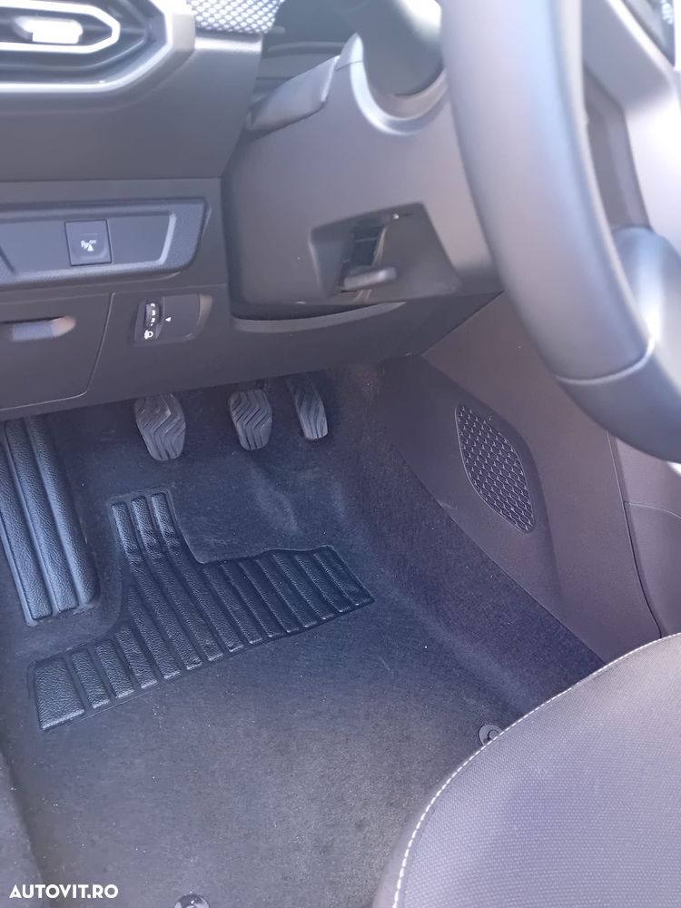 Dacia Jogger 7 locuri TCe 110 Essential - 6