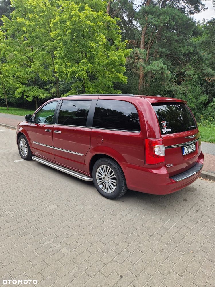 Chrysler Town & Country 3.6 Touring - 4