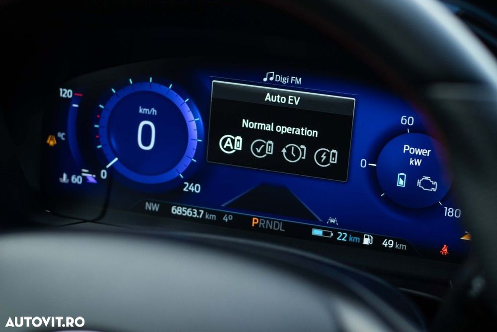 Ford Kuga 2.5 Duratec PHEV ST Line X - 27