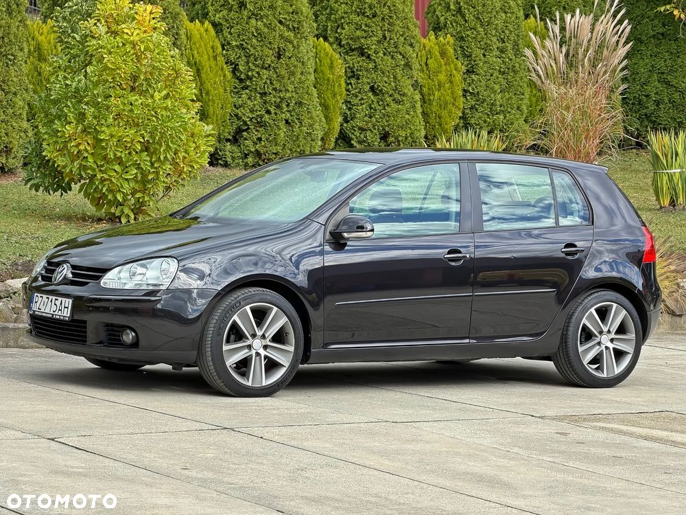 Volkswagen Golf - 35