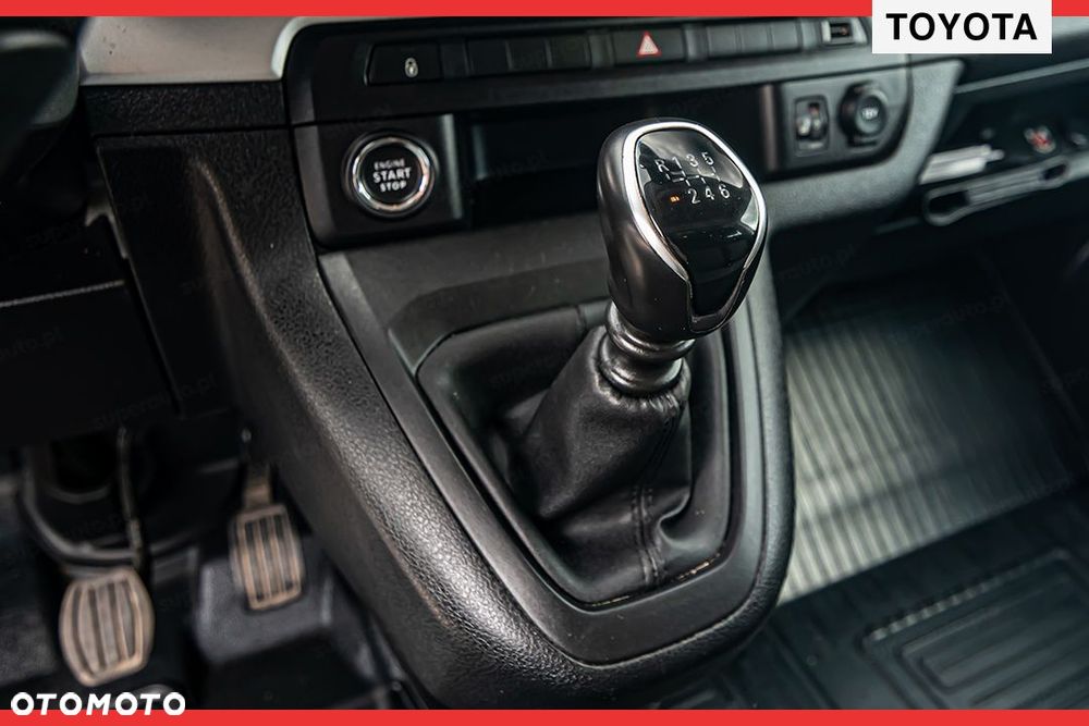 Toyota Proace Verso - 28