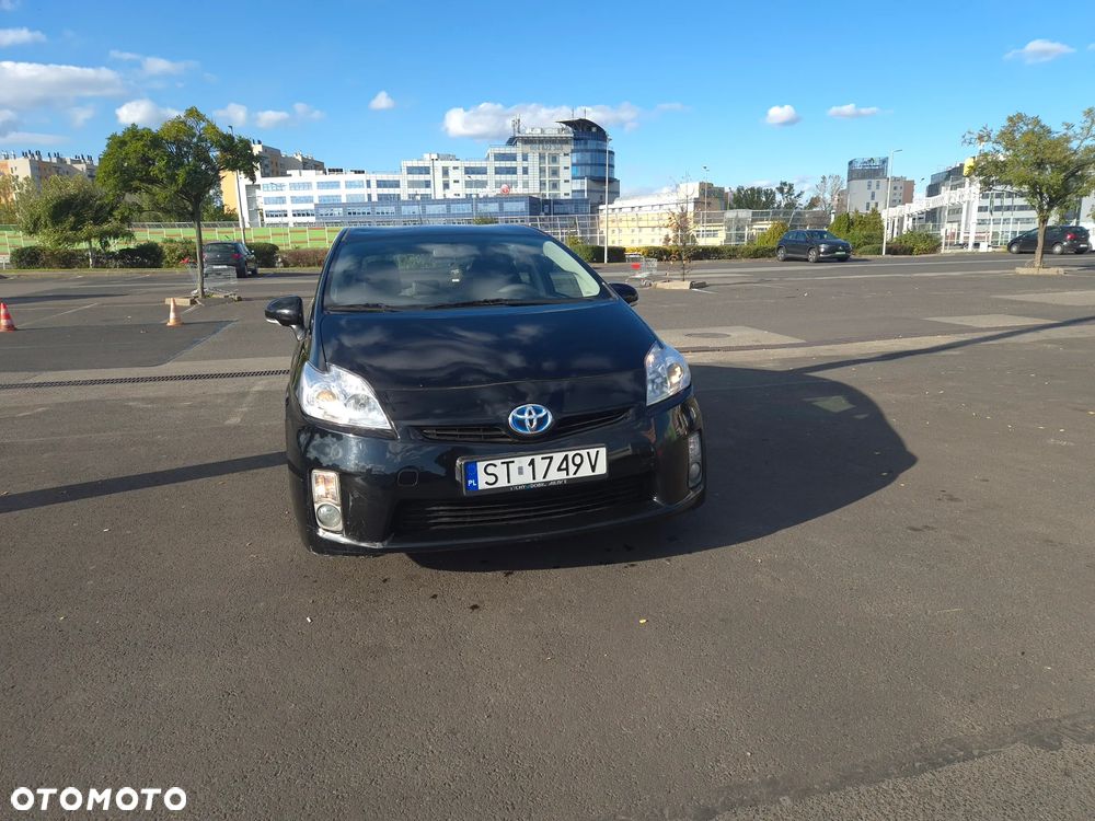 Toyota Prius - 3