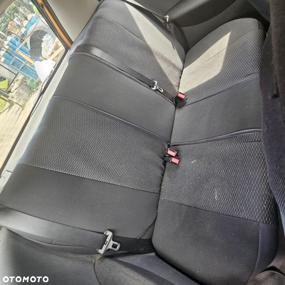 OPEL CORSA - C 1,0 KAT 1,0 B 44 kW / 60 KM (kod lak: Z40E) POJAZD NA CZĘŚCI - 9