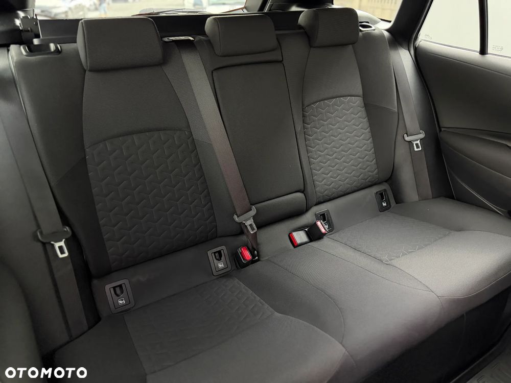Toyota Corolla 1.8 Hybrid Comfort - 22