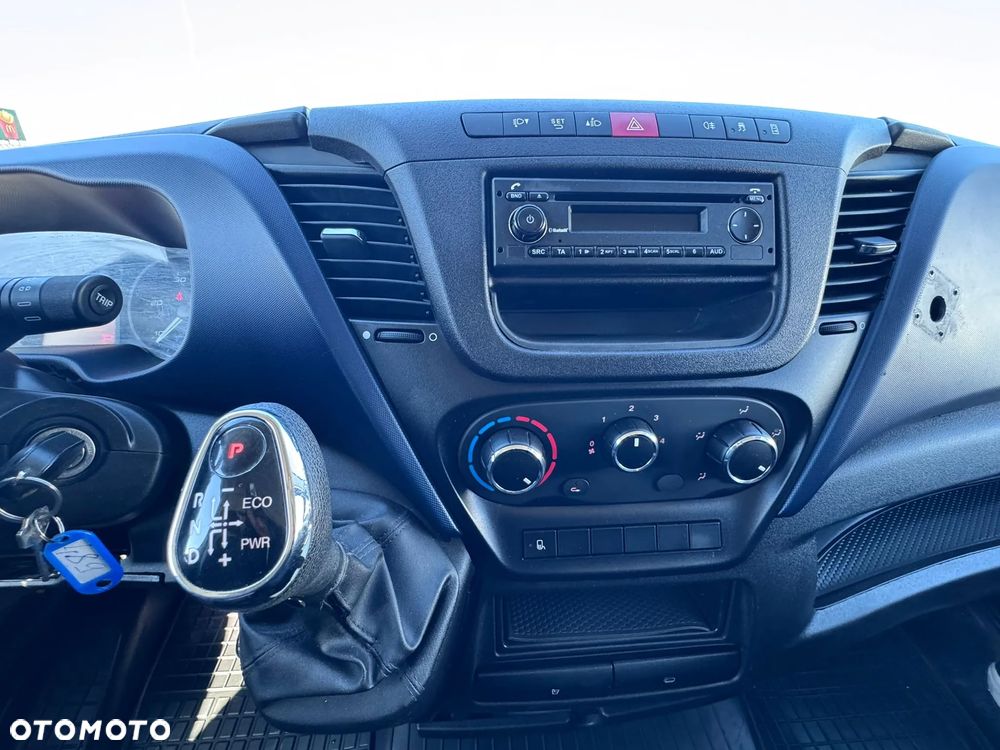 Iveco Daily 35C14 - 12