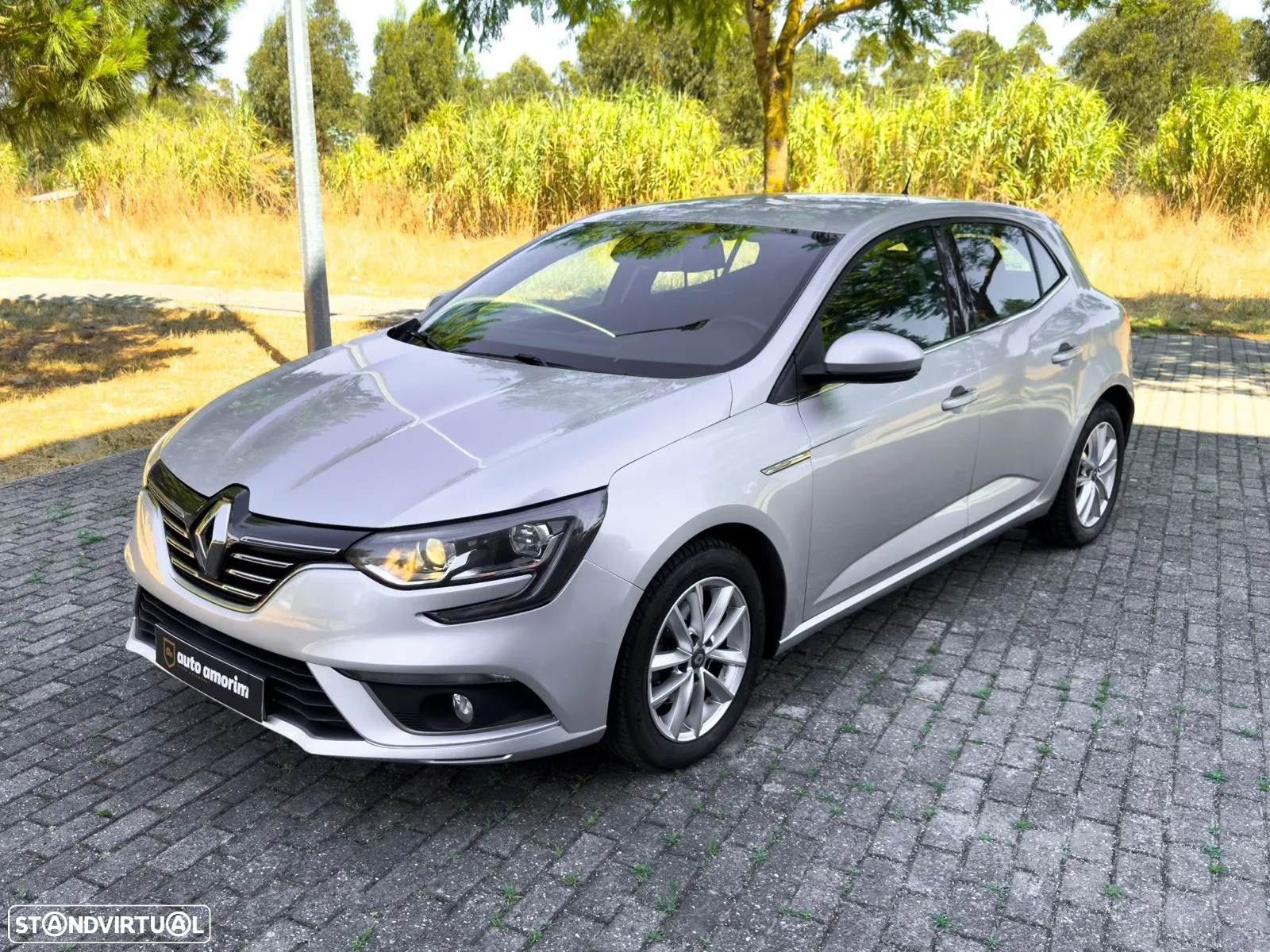 Renault Mégane 1.5 dCi Intens - 2