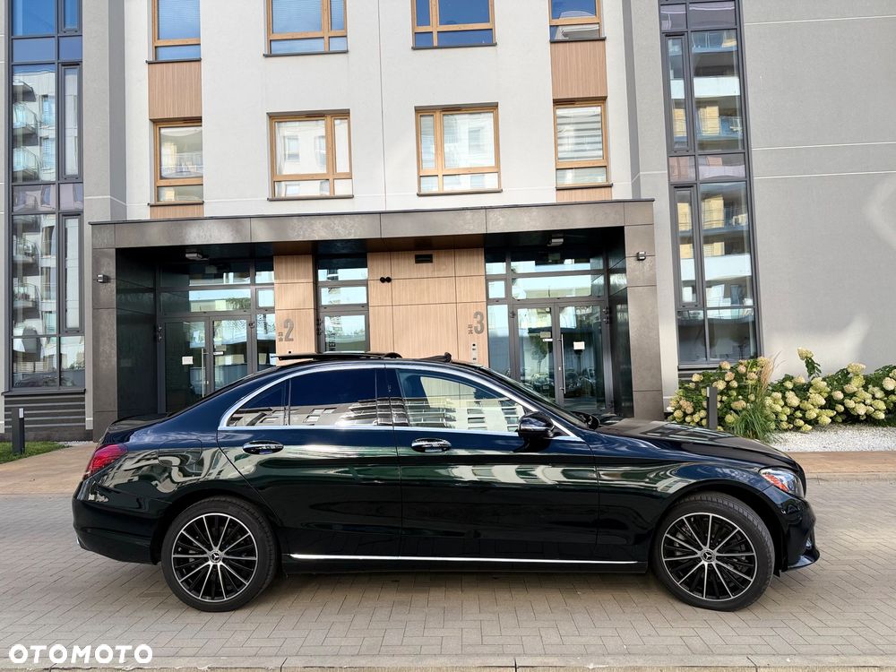 Mercedes-Benz C-Class 2019 photo 5