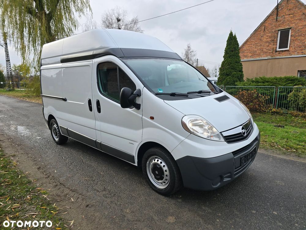 Opel Vivaro - 7