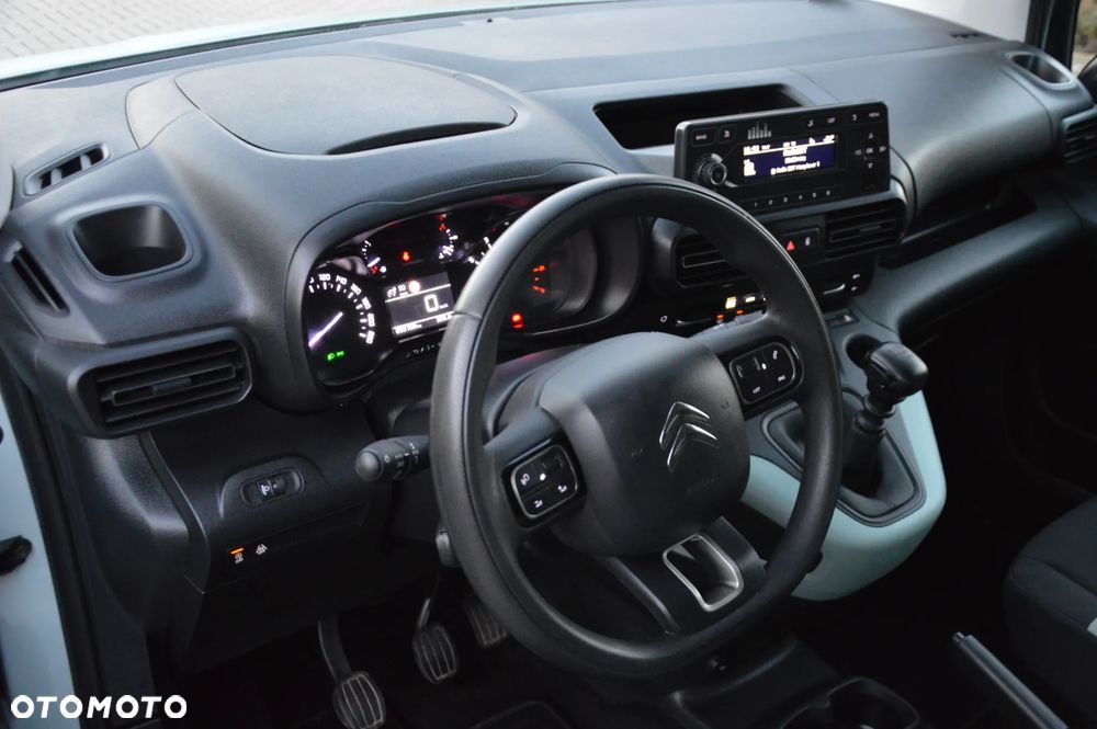 Citroën Berlingo Multispace PureTech 110 SHINE - 10