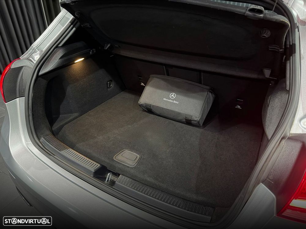 Mercedes-Benz A 250 - 38