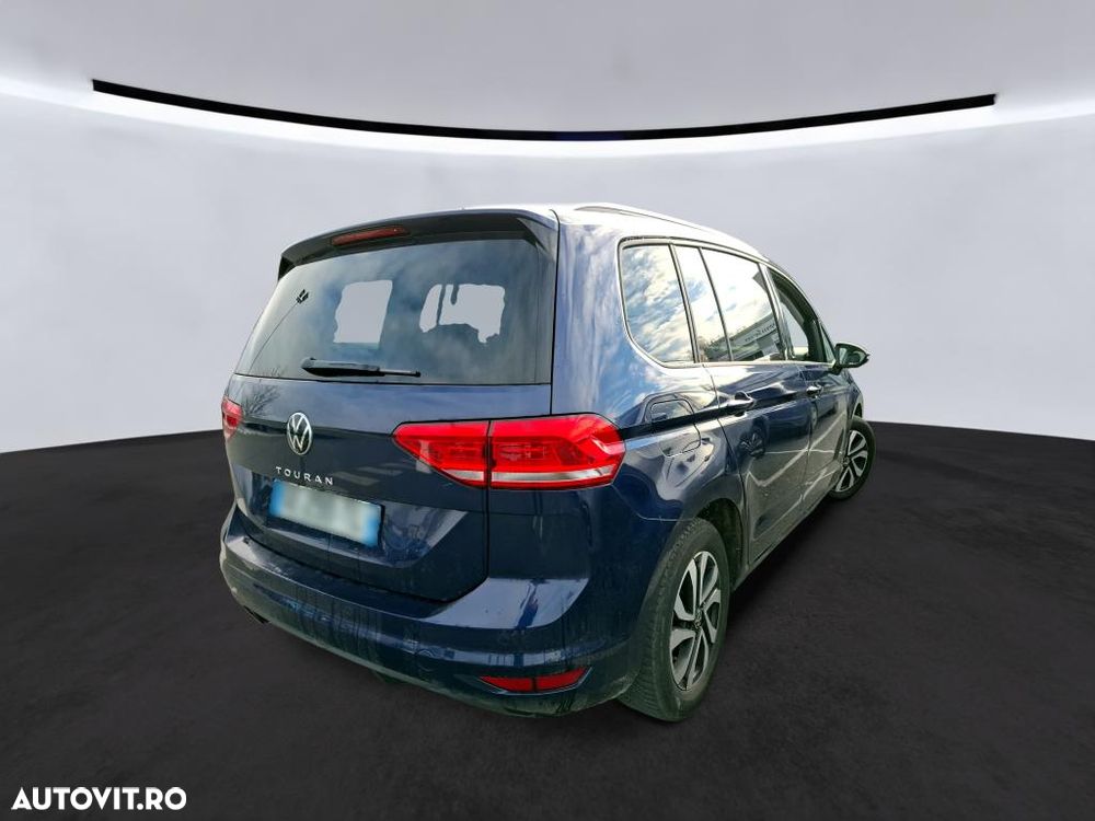 Volkswagen Touran 2.0 TDI SCR DSG ACTIVE - 3