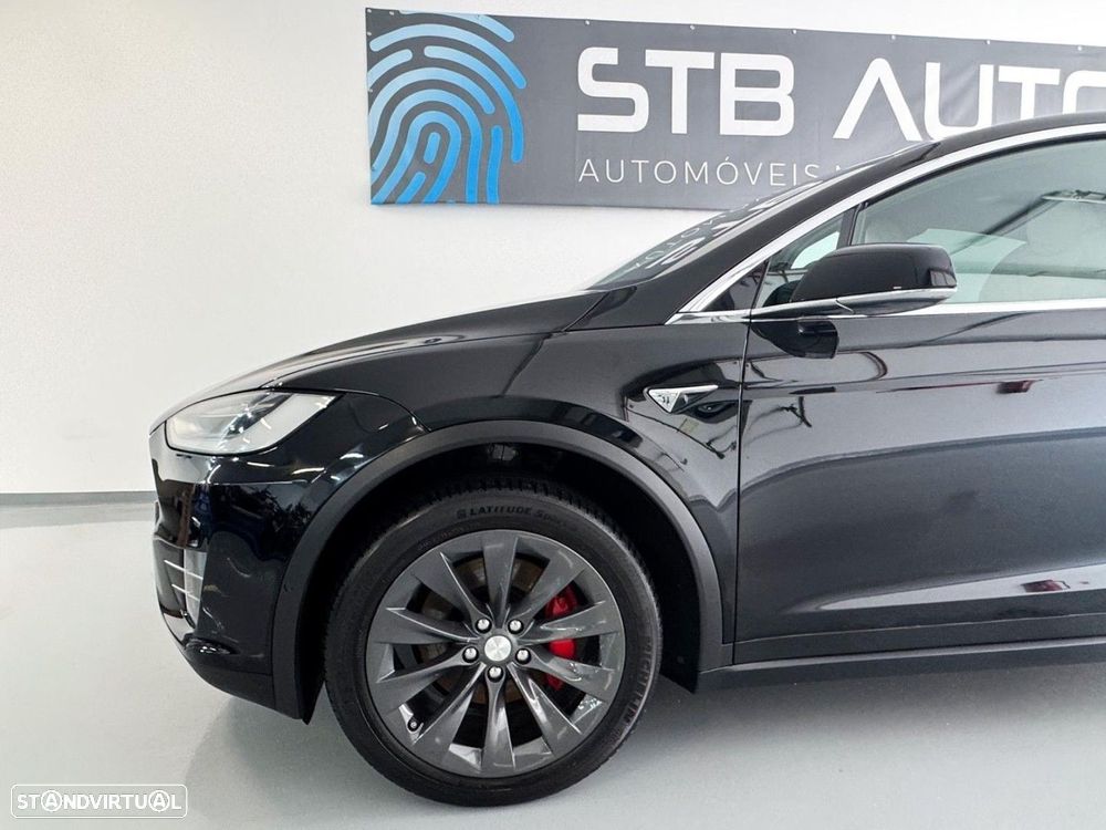 Tesla Model X 100 kWh Long Range AWD - 4