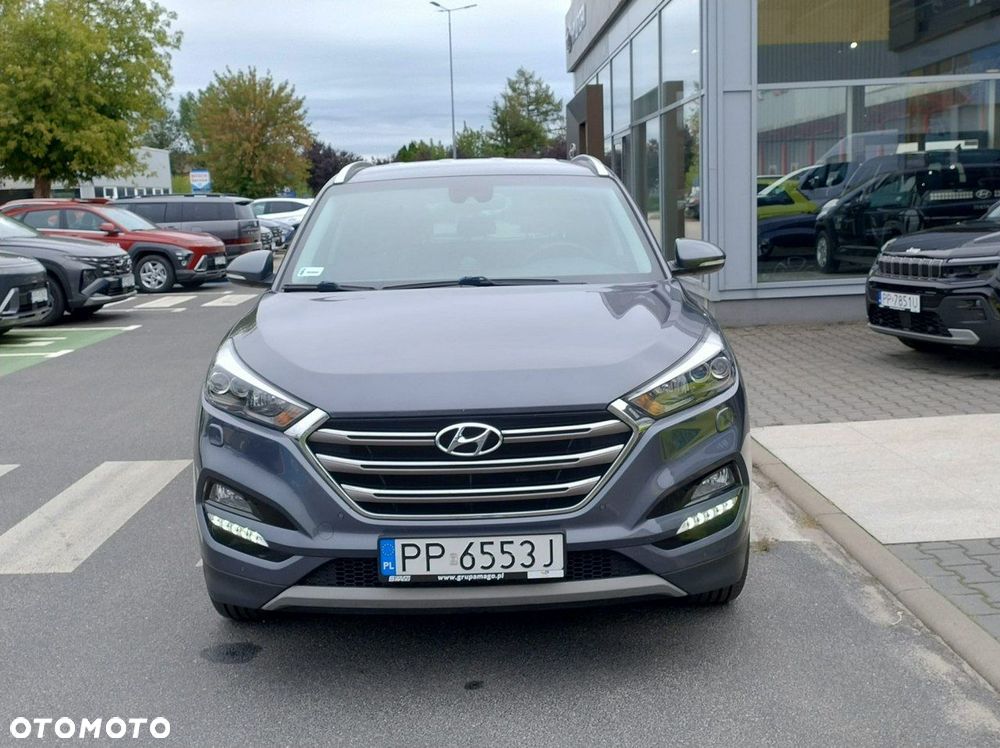 Hyundai Tucson - 8